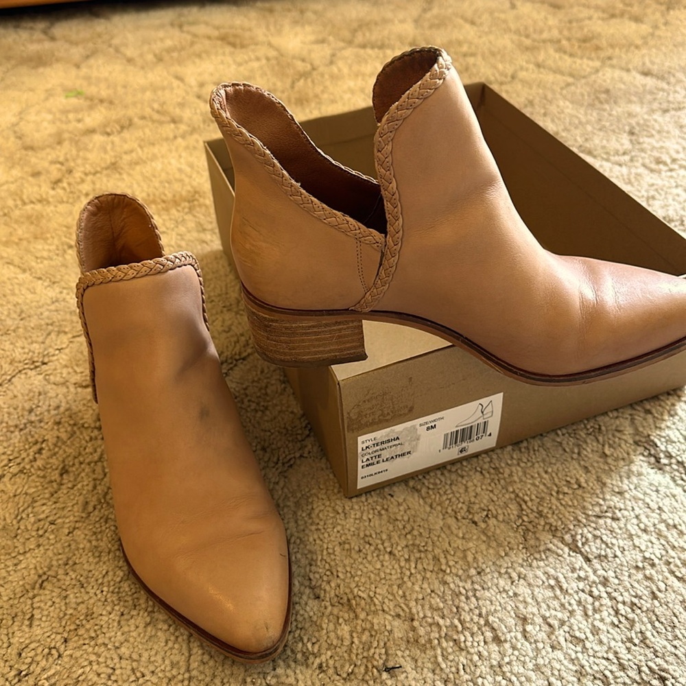 Lucky Brand LK-Terish ankle boot size 8